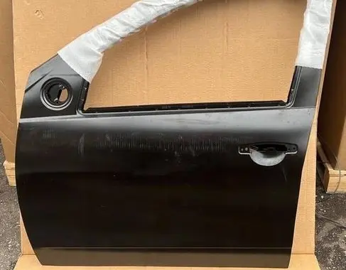 Renault Sandero I Front door 801019186R 801010094R 801019012R