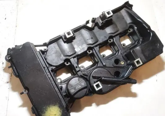 Mercedes-Benz C W203 Rocker cam cover a2710100630 f100630