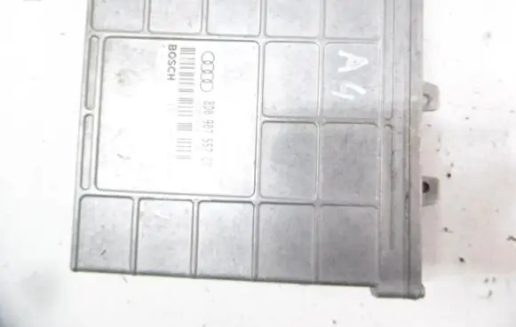 Audi A4 S4 B5 8D Engine control unit/module ECU 8D0907557CX