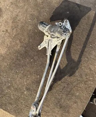 Front wiper linkage and motor