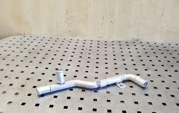 KIA Soul Electric car engine cooling hoses/pipes 