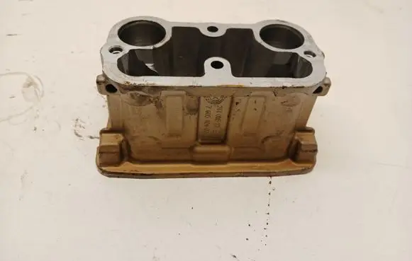 BMW X5 E70 Other cylinder head part 7605104 24400527