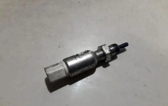Honda CR-V Brake pedal sensor switch