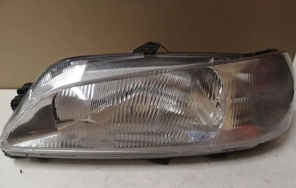 Peugeot 306 Headlight/headlamp 9630218680 89001998 88203990