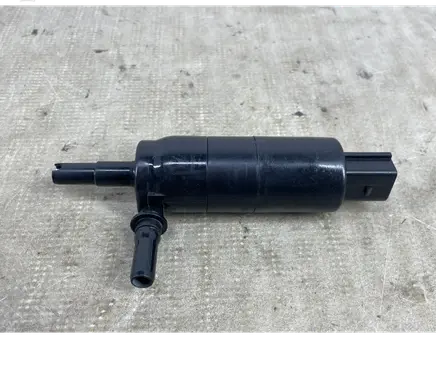 BMW 5 F10 F11 Headlight washer pump 7217792