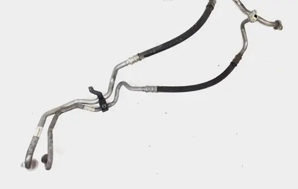 Volvo XC60 Air conditioning (A/C) pipe/hose 31250477