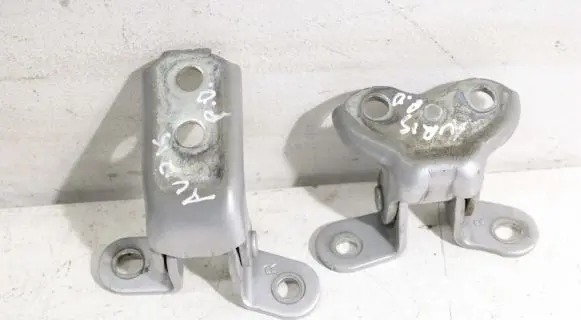 Toyota Auris E180 Front door hinge set ES03 4516