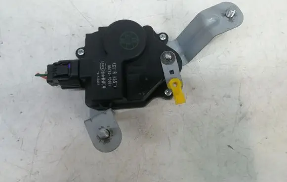 Hyundai Getz Loading door lock 957501C001