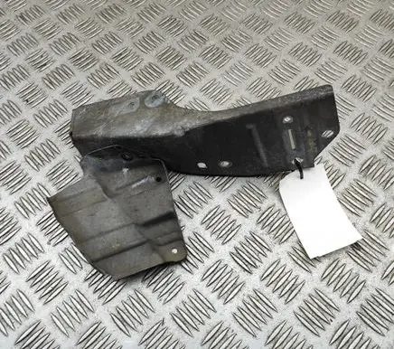Mitsubishi Outlander Fender mounting bracket 5220H881