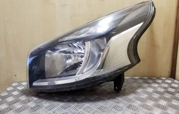 Renault Trafic III (X82) Headlight/headlamp 1LE01141003 260601667R