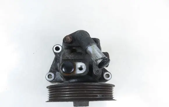 Ford Mondeo MK IV Power steering pump 6G913A696CD