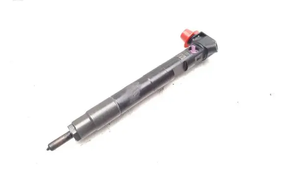 Mercedes-Benz GLA W156 Fuel injector A6510702387 28272472