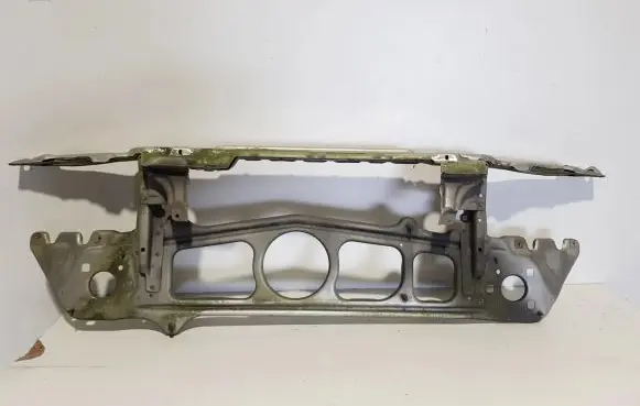 BMW 5 E39 Radiator support slam panel