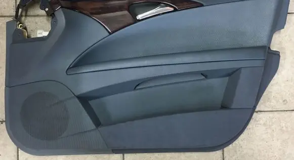 Mercedes-Benz E W211 Front door card panel trim A2117307662