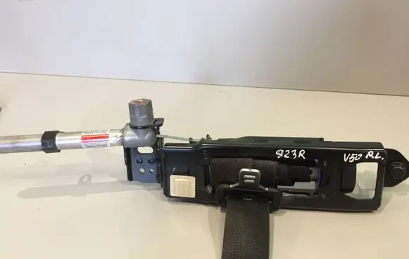 Volvo V50 Front seatbelt 8639692 6234241188 6090888ROA