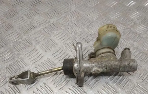 Clutch master cylinder