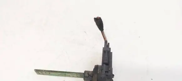 Audi A4 S4 B5 8D Interior temperature sensor 4B0820539