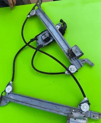 Renault Megane II Front door window regulator with motor 403241 117476
