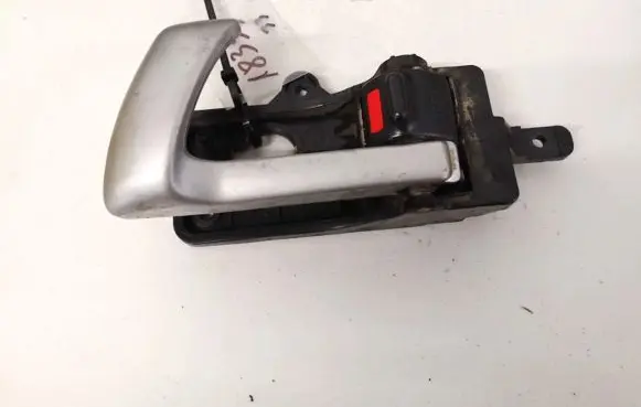 Hyundai Santa Fe Rear door interior handle 82613cm000 82613-cm000