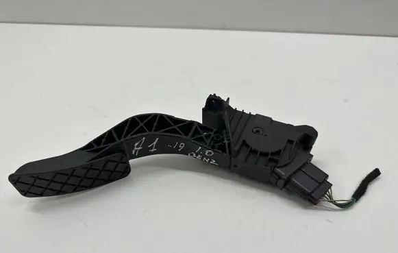 Audi A1 Accelerator throttle pedal 2Q2723503