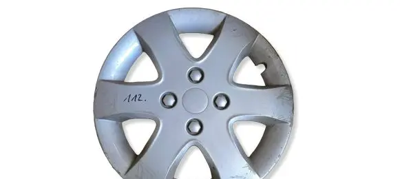 Suzuki Ignis R14 wheel hub/cap/trim 4325086G0