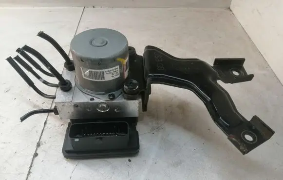 Hyundai i30 ABS Pump 58920A6230 A658920800 6158945200