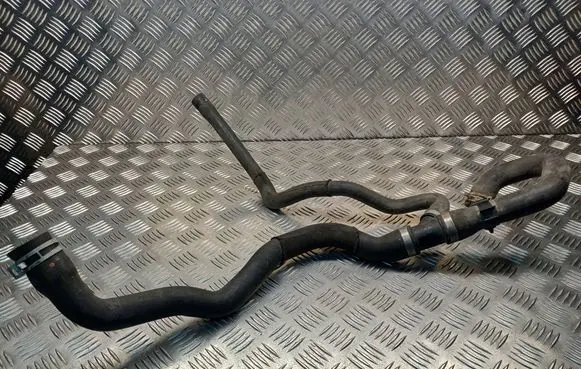 Engine coolant pipe/hose