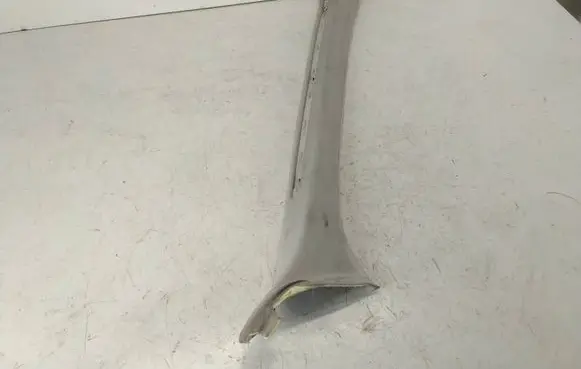 BMW 3 E46 (A) pillar trim 8217242