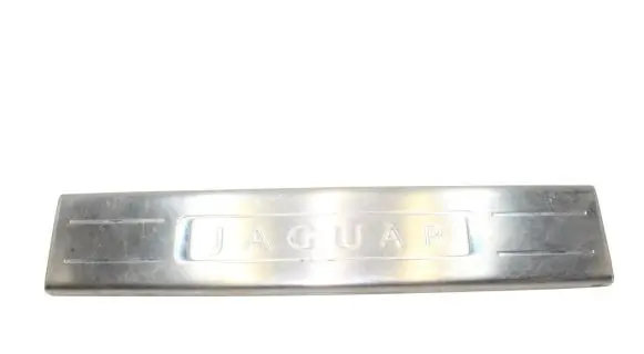Jaguar XJ X351 Front sill trim cover AW9313201AE