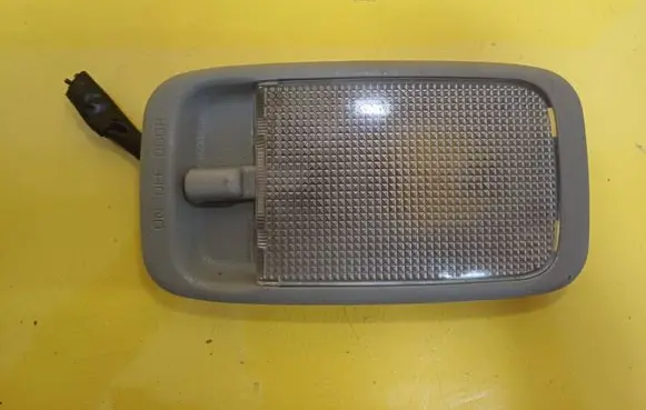 Toyota Yaris Rear seat light 81240-05030