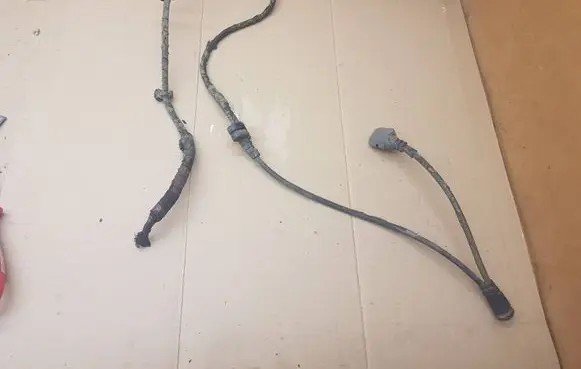 Audi A5 8T 8F Front ABS sensor wiring 8K0973702