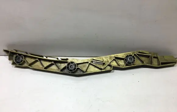 Citroen C4 I Picasso Fender mounting bracket 9656670980