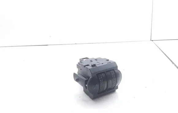 Volkswagen PASSAT B5 Headlight level height control switch 3B0941333C