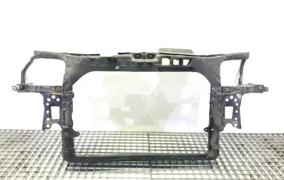 Seat Cordoba (6L) Front bodywork piece 