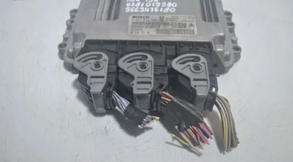 Citroen C4 I Picasso Engine control unit/module 9663476180