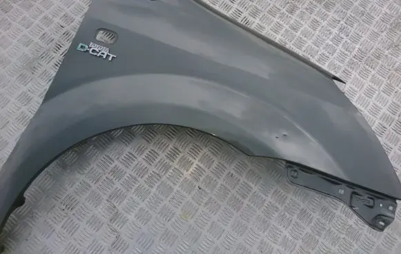 Toyota Corolla Verso AR10 Fender 538110F010
