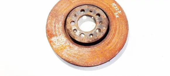 Skoda Fabia Mk2 (5J) Front brake disc ventiliuojamas