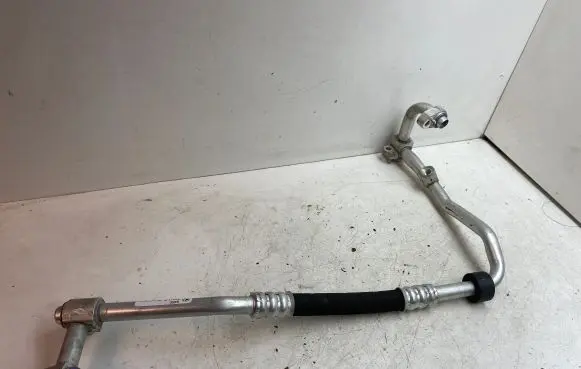 BMW i3 Air conditioning (A/C) pipe/hose 9291148
