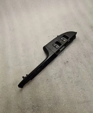 Seat Leon (1P) Electric window control switch 1P0867179 156023082