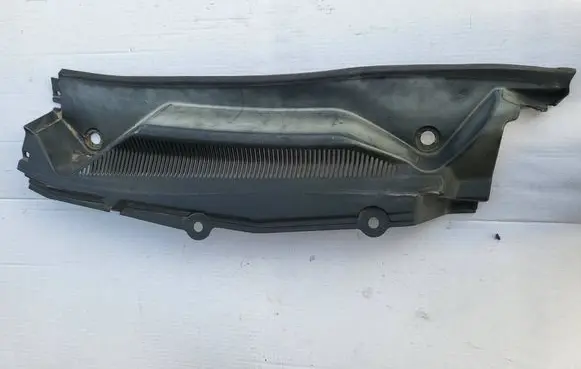 Ford Mustang V Wiper trim 5R3363018A15AAW