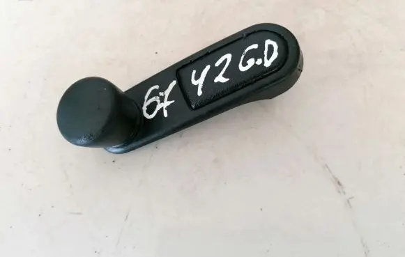 Peugeot 307 Front door window winding handle 