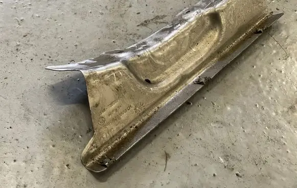 BMW 6 F12 F13 Heat shield in engine bay 7202854 24640010
