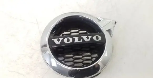 Volkswagen Golf I Manufacturer badge logo/emblem 31425412 31383520 31425857