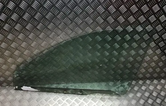 Volvo S40, V40 Front door window glass four-door