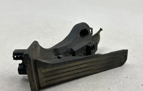 Volkswagen Caddy Accelerator throttle pedal 1T1721503H 6PV00868900