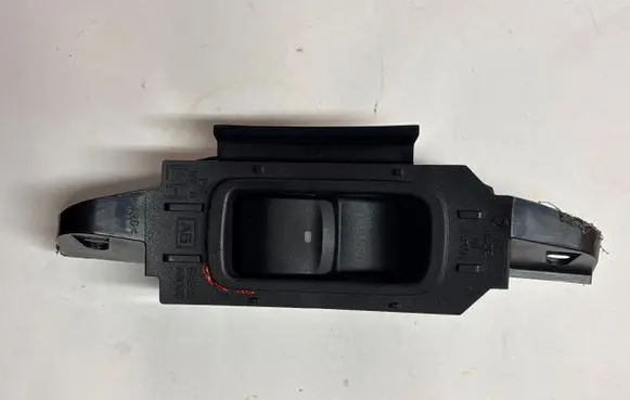 Subaru Legacy Electric window control switch 94263AG050 09032 89326