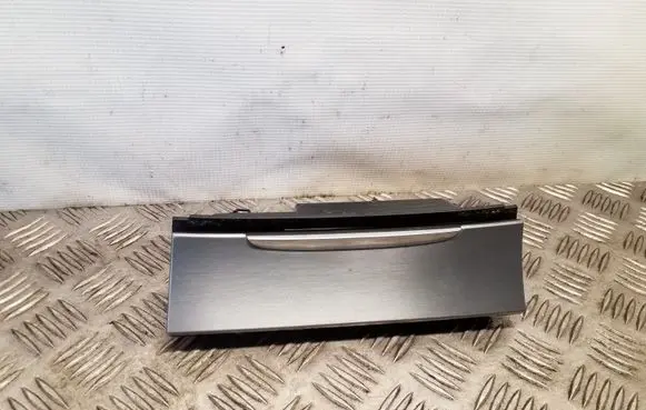 Volkswagen PASSAT CC Car ashtray 3C0863284K
