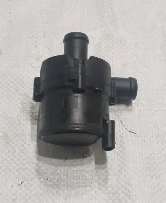 Volkswagen PASSAT B8 Electric auxiliary coolant/water pump 5G0965561