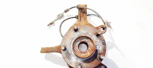 Nissan Qashqai Front wheel hub 