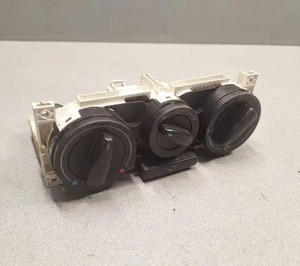 Volkswagen Golf IV Climate control unit 1J0819045F 901511201000